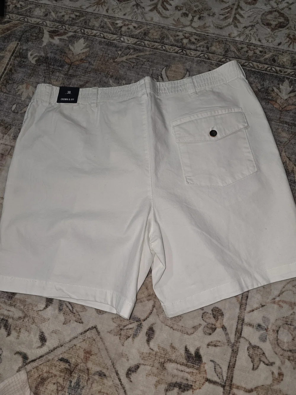 crown & ivy White Flat Front Men's Shorts